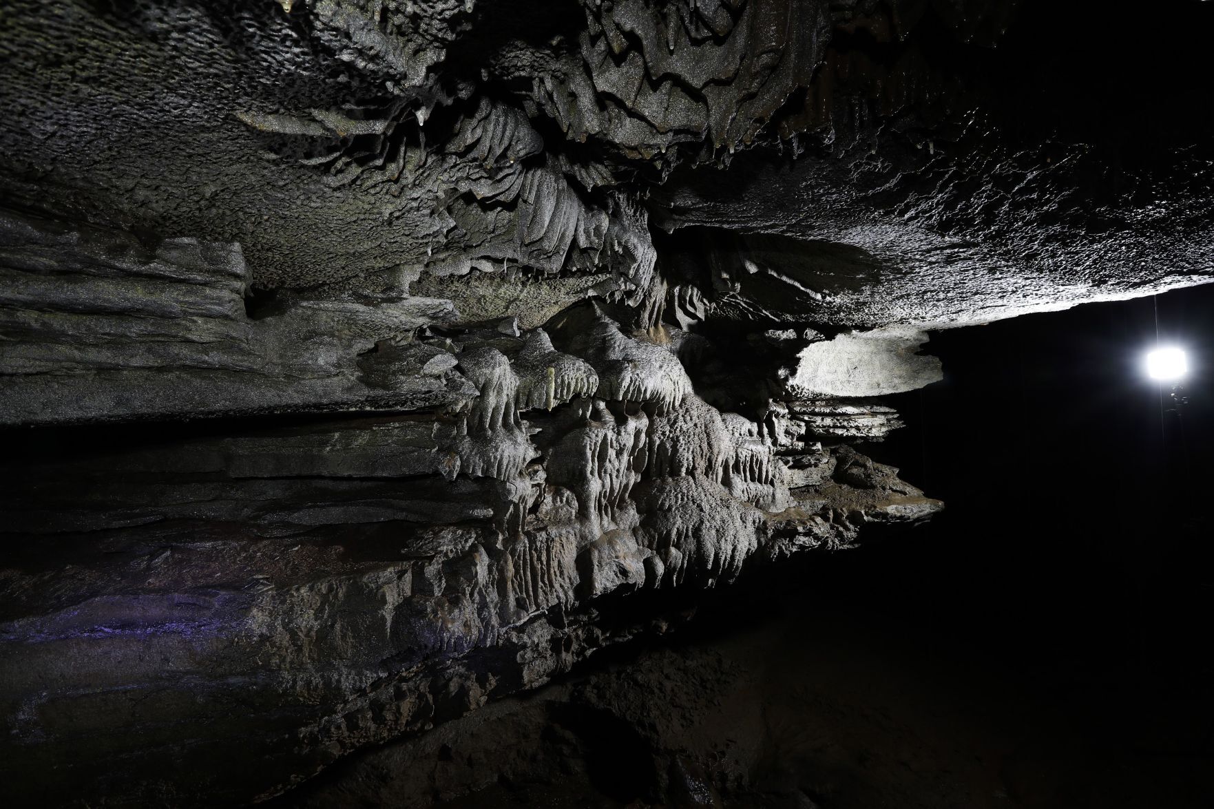 Illinois Caverns